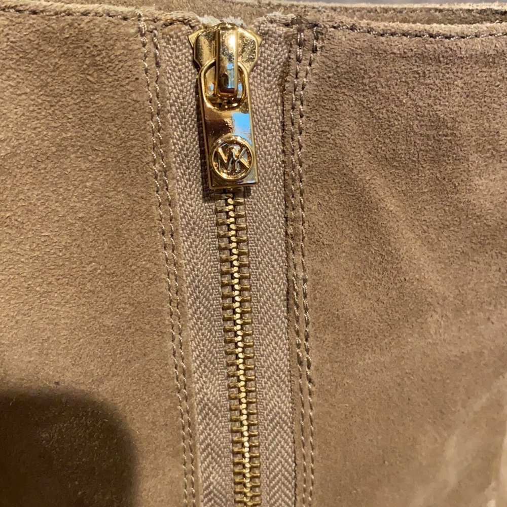 Michael Kors Boot - Picture 4 of 9
